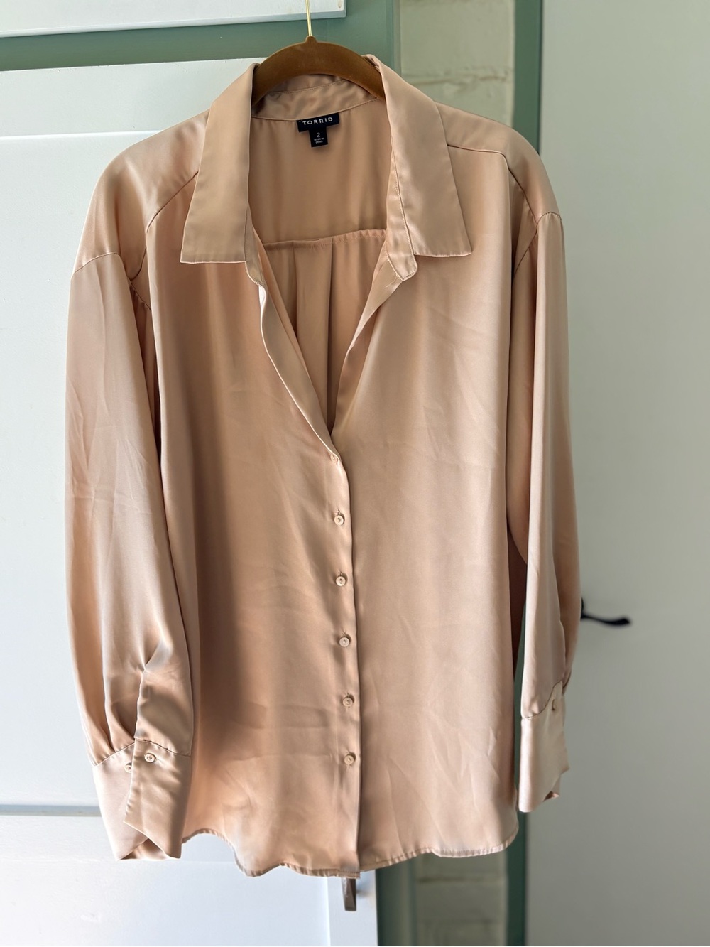 Torrid Satin Button-Up Blouse - Gold 2x